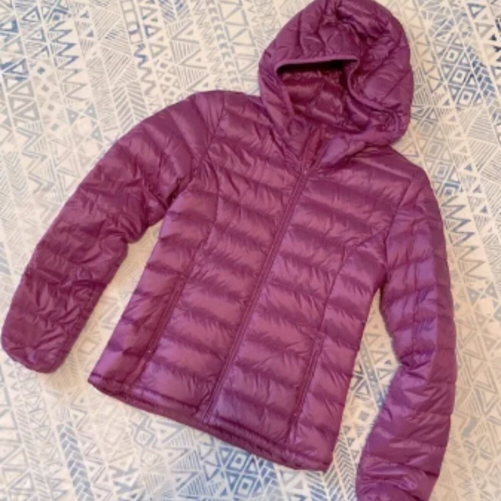 Aritzia TNA Lightweight Puffer Jacket